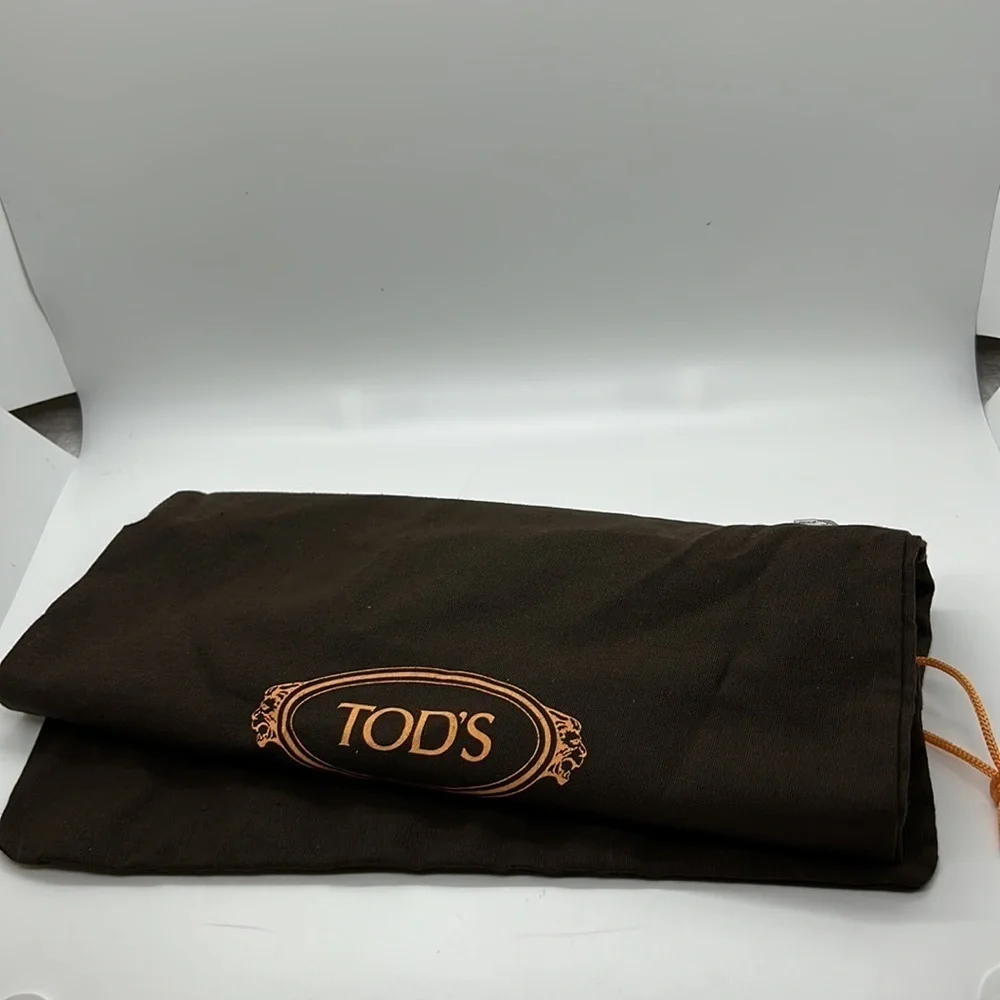 Tod’s Sand Pium sandal. New. 38
